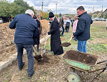 Преосвященнейший епископ Симон принял участие в акции древонасаждения «Сохраним лес» в Кашарском районе