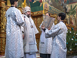 В Навечерие Рождества Христова – Рождественский сочельник Преосвященнейший епископ Симон совершил богослужение и иерейскую хиротонию в Покровском кафедральном соборе г. Шахты
