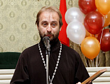 Благочинный Нижнедонского округа поздравил сотрудников многофункционального центра по предоставлению государственных и муниципальных услуг с 10-летием со дня образования МФЦ