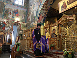 В День 1030-летия Крещения Руси епископ Симон совершил Божественную литургию в Покровском кафедральном соборе
