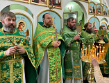 Приход в честь святого праведного Иоанна Кронштадтского соборным богослужением отметил престольный праздник и свое 10-летие