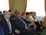 В пос. Каменоломни состоялась встреча с губернатором Ростовской области. В мероприятии принял участие протоиерей Сергий Яценко