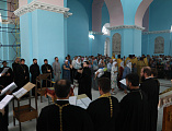 Преосвященнейший епископ Симон и паломники Шахтинской епархии молились за Литургией в храме святителя Николая Чудотворца станицы Еланской Шолоховского района
