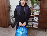 Нуждающиеся Маньковского прихода получили одежду от «Глории Джинс»
