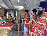 В день 100-летия со дня мученической кончины святых Царственных Страстотерпцев состоялось соборное богослужение в городе Донецке