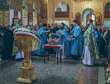 В праздник Сретения Господня Преосвященнейший епископ Симон совершил Божественную литургию в Покровском кафедральном соборе г. Шахты