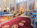 С сонмом архиереев Православной Церкви епископ Симон принял участие в торжествах по случаю празднования Донской иконы Божией Матери