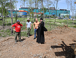 Преосвященнейший епископ Симон ознакомился с этапами строительства храма при ООО «Новороссийский прокатный завод» города Шахты