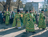 Праздничную Литургию по случаю престольного дня храма святой Ксении Петербургской г. Шахты возглавил Преосвященнейший Симон, епископ Шахтинский и Миллеровский