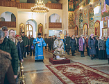 В праздник Сретения Господня Преосвященнейший епископ Симон совершил Божественную литургию в Покровском кафедральном соборе г. Шахты