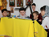 «Детской Божественной литургией» отметили 6-летие освящения храма Пантелеимона Целителя в г. Гуково