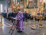 В день памяти великомученика Феодора Тирона Преосвященнейший епископ Симон совершил Литургию в Покровском кафедральном соборе города Шахты