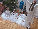 Коллектив воскресной школы храма святого Пантелеимона пос. Майский с рождественским концертом посетил образовательные учреждения г. Шахты