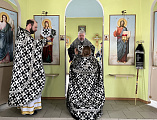 Преосвященнейший епископ Симон с архипастырским визитом посетил приход Иосифа Обручника города Шахты