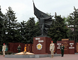 Ко Дню Победы благочинный приходов Нижнедонского округа принял участие в возложении цветов