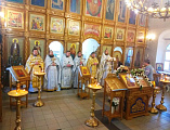 В храме Донской иконы Божией Матери г. Новошахтинска в день памяти местночтимого подвижника Донбасса, иеромонаха Серафима (Калинина) состоялось соборное богослужение