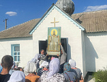 Православные миллеровцы совершили Крестный ход в честь 300-летия со дня рождения святителя Тихона Задонского