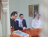 Продолжая пасхальные торжества, Преосвященнейший епископ Симон совершил Божественную литургию в храме вмч. Георгия Победоносца пос. Новозарянский