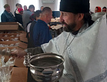 Освящение пасхальных куличей в Горненском психо-неврологическом интернате