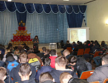 Помощником благочинного горда Новошахтинска по связям с общественностью Саханиной Инной Викторовной проведена интерактивная беседа «Милосердие основа духовности» в Новошахтинском автотранспортном техникуме
