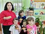 В социальном приюте для детей и подростков «Огонек» Октябрьского района состоялось мероприятие, посвященное памяти сорока Севастийских мучеников