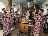 В поминальную субботу Великого поста епископ Симон совершил Божественную литургию и панихиду в храме святителя Тихона Задонского поселка Тарасовский