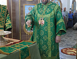 В день престольного праздника Преосвященнейший епископ Симон возглавил Божественную литургию в храме святого благоверного князя Александра Невского г. Шахты