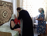 Протоиерей Роман Мясников посетил дом престарелых в пос. Садовый