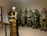 В войсковой части № 3722 (11-й учебный полк) ВВ МВД РФ г. Шахты выделили отдельное помещение, которое переоборудовали в молитвенную комнату