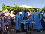 В храме архистратига Михаила пос. Каменоломни Октябрьского района совершен молебен на начало учебного года