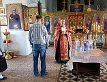 В храме святителя Николая Чудотворца г. Зверево состоялся молебен в день памяти святых Кирилла и Мефодия