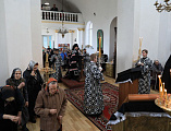 В храме Покрова Пресвятой Богородицы г. Красный Сулин Преосвященнейший епископ Симон прочел заключительную часть Великого покаянного канона преподобного Андрея Критского