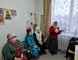 Настоятель храма святой Ксении Петербургской пос. Садовый протоиерей Роман Мясников посетил дом престарелых в пос. Садовый