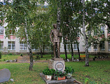 Новый настоятель Алексеевского епархиального подворья приступил к служению и обсудил сотрудничество прихода и казачьего кадетского корпуса с его директором