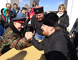 В прощеное воскресенье на площади перед Донским храмом г. Новошахтинска состоялись народные гуляния, посвященные Масленице