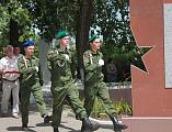  В День памяти и скорби на площади им. Докукина г. Зверево прошло торжественное мероприятие и Всероссийская военно-патриотическая акция «Горсть Памяти»