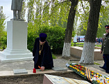 Благочинный Зверево-Никольского округа принял участие в митинге ко Дню Великой Победы