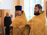 Соборным богослужением отметили престольный праздник в домовом храме Института сферы обслуживания и предпринимательства (филиал) ДГТУ в городе Шахты в честь апостола и евангелиста Иоанна Богослова