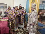 В Неделю преподобной Марии Египетской Преосвященнейший епископ Симон совершил Божественную литургию в храме святителя Николая хутора Богданов