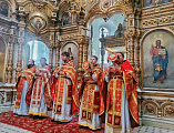 В храме Свято-Успенского архиерейского подворья г. Донецка состоялось соборное богослужение священнослужителей Шахтинской епархии