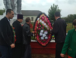 В день 74-й годовщины Победы в Великой Отечественной войне священнослужители храма Владимирской иконы Божией Матери хутора Можаевка приняли участие в митинге