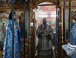 В день 20-летия прихода Преосвященнейший епископ Симон совершил Божественную литургию в храме Донской иконы Божией Матери города Новошахтинска