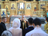 Епископ Шахтинский и Миллеровский Симон совершил таинство Венчания в Покровском кафедральном соборе г. Шахты