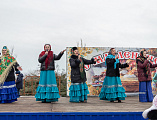 В прощеное воскресенье на Соборной площади города Шахты состоялись народные гуляния, посвященные Масленице «Гуляет русская душа»