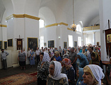 В престольный праздник и 190-летие храма Преосвященнейший епископ Симон совершил Литургию в Успенском храме ст. Калитвенской