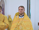 В Неделю Всех святых Преосвященнейший епископ Симон совершил Божественную литургию в храме в честь святителя Николая Чудотворца г. Зверево