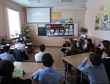 Помощник благочинного Донецкого округа провел познавательный час «Защитник земли русской» для учащихся школы № 1 г. Донецка