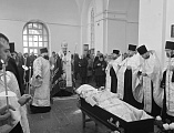 Преосвященнейший епископ Симон совершил заупокойную литию по новопреставленному протоиерею Петру Почтовому