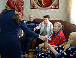 Поздравление с Рождеством Христовым постояльцев реабилитационного центра города Гуково