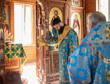 Преосвященнейший епископ Симон совершил Божественную литургию в храме преподобного Сергия Радонежского города Шахты